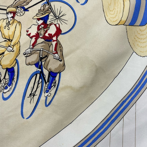 Hermes Vintage Les Becanes Silk Bicycle Themed Scarf 90 cm - Picture 9 of 12